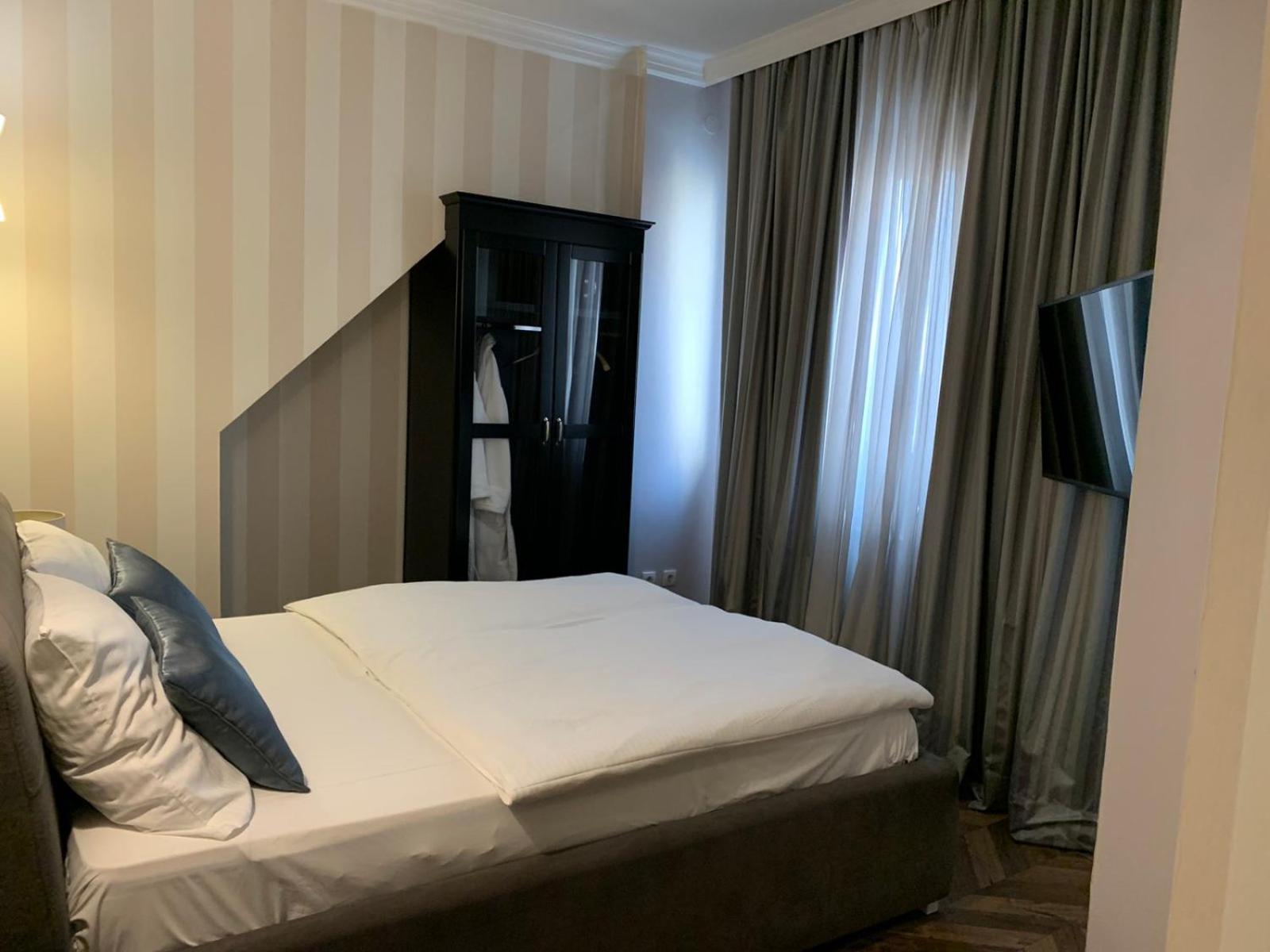 Hotel Balkan Centar 비옐리나 외부 사진