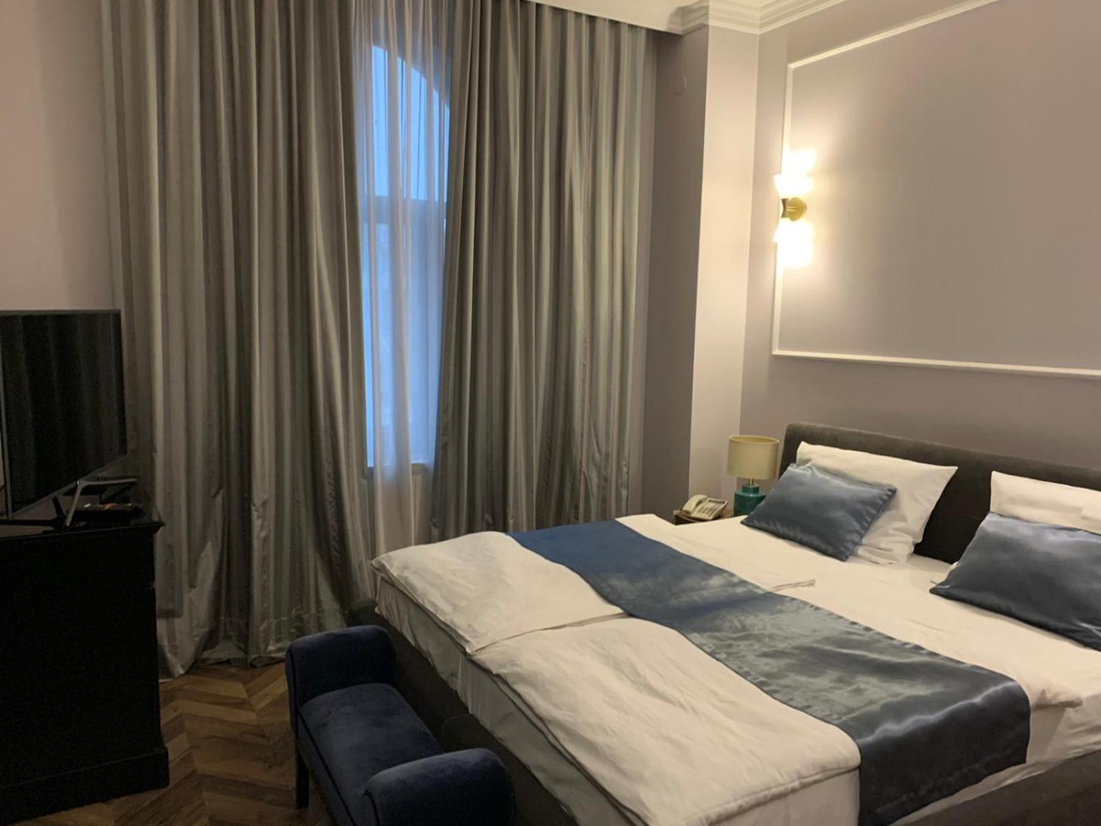 Hotel Balkan Centar 비옐리나 외부 사진